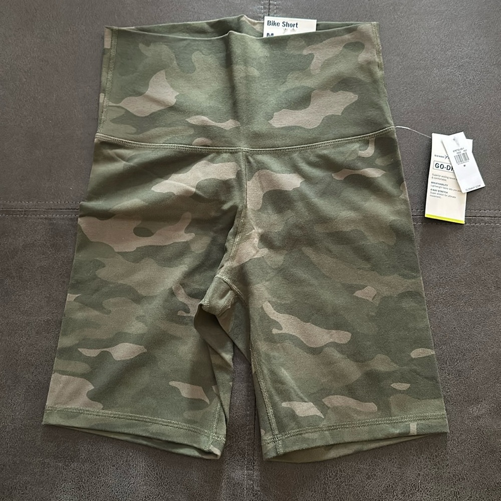 Old Navy Bike Short Extra High Rise Camouflage